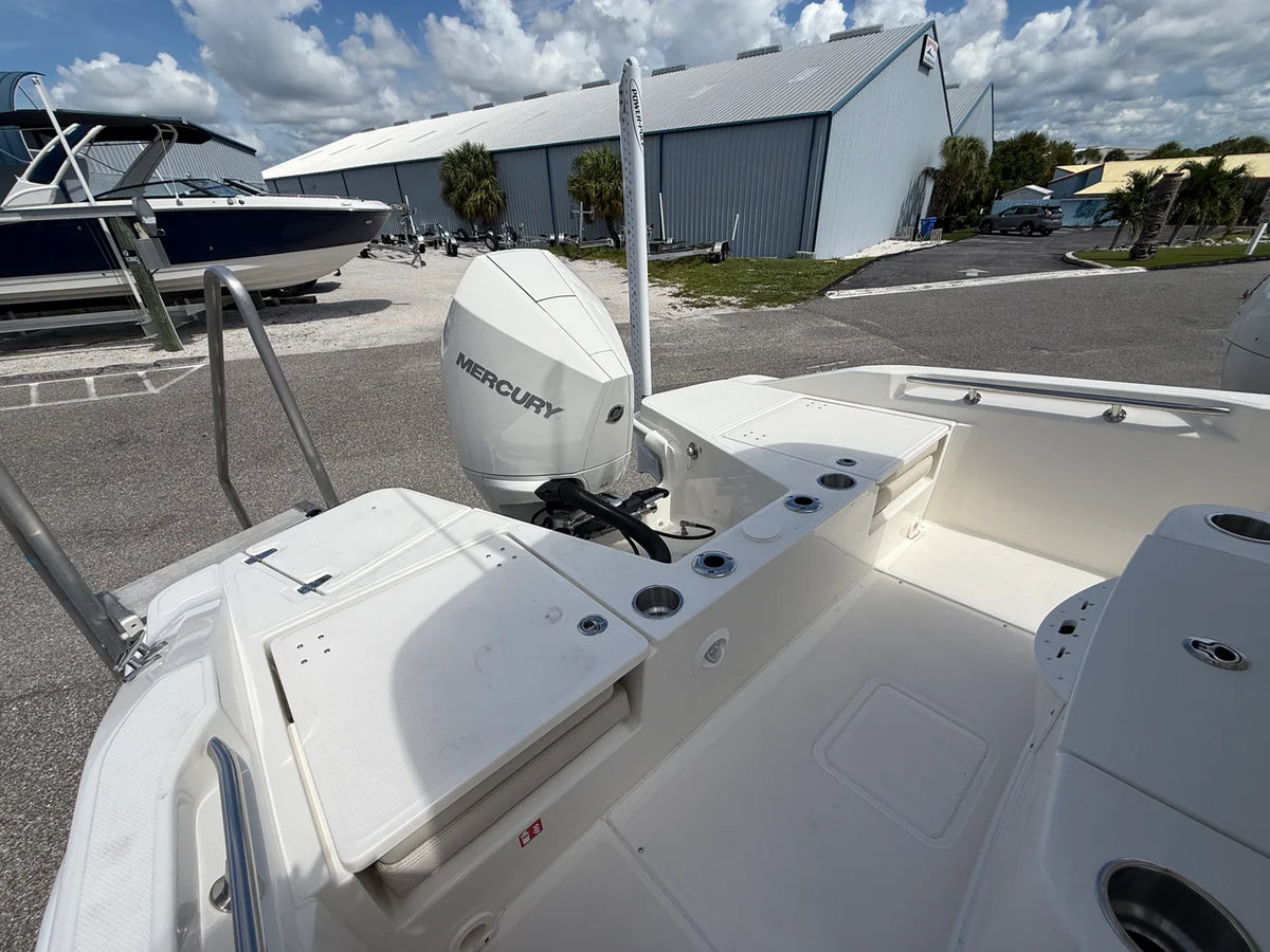 2027 Boston Whaler 220 Dauntless 22.0 feet, Venice, Florida #20