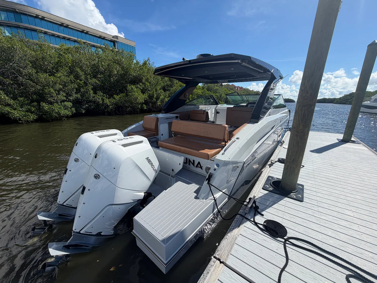 2024 Cruisers Yachts 34 GLS South Beach Outboard 34.0 feet, Clearwater, Florida #3