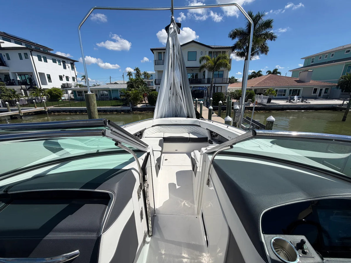 2023 Regal 33 OBX 33.0 feet, Maderia Beach, FL #16