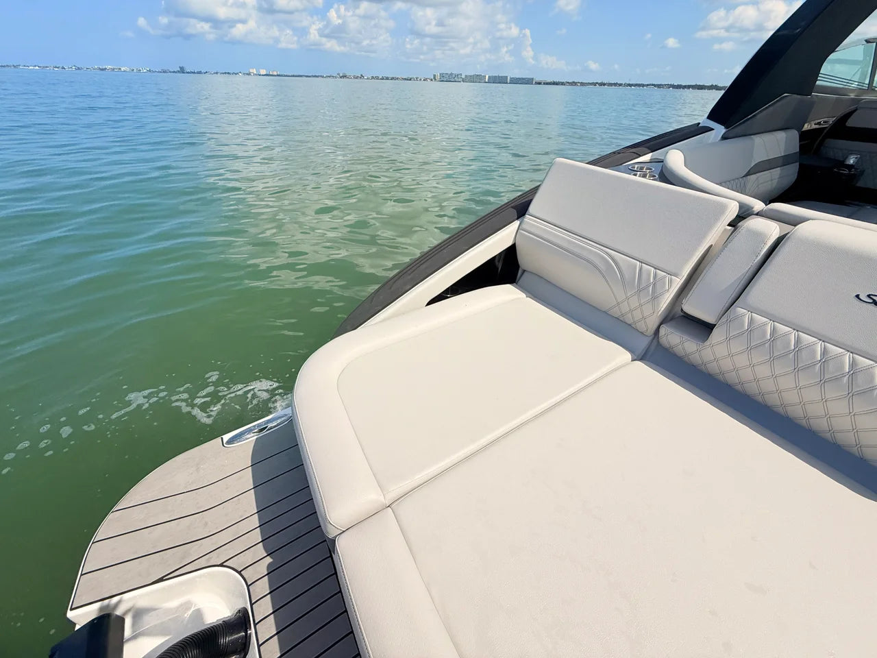 2027 Sea Ray SLX 360 Outboard 36.0 feet, St Petersburg, FL #22