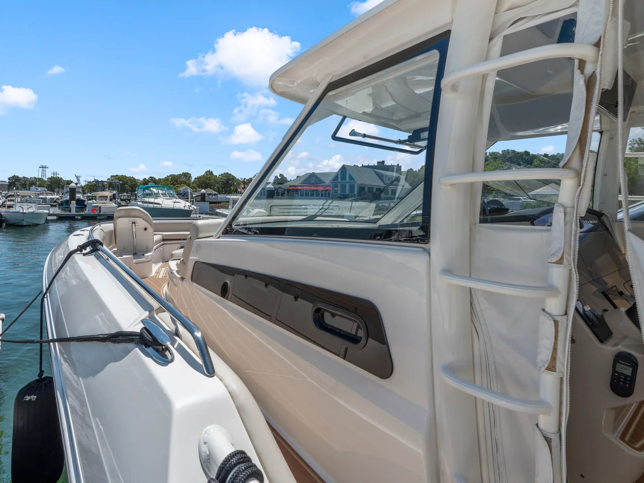 2021 Boston Whaler 420 Outrage 42.0 feet, Quincy, MA #36