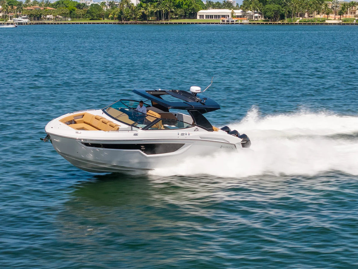 2027 Cruisers Yachts 38 GLS Outboard 38.0 feet, Miami, FL #8
