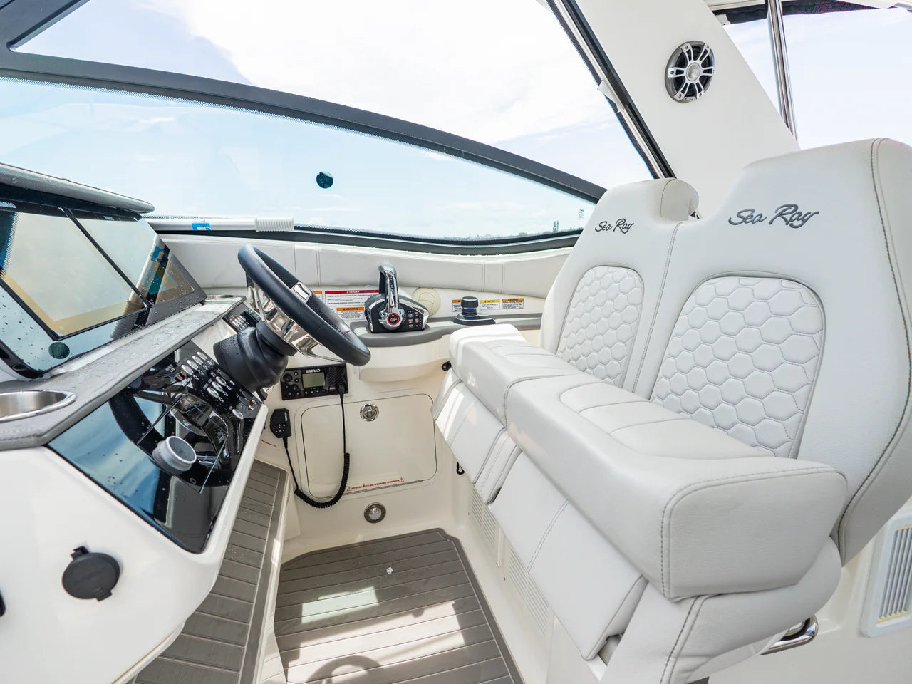 2024 Sea Ray 320 SUNDANCER OB 32.0 feet, St Petersburg, FL #23