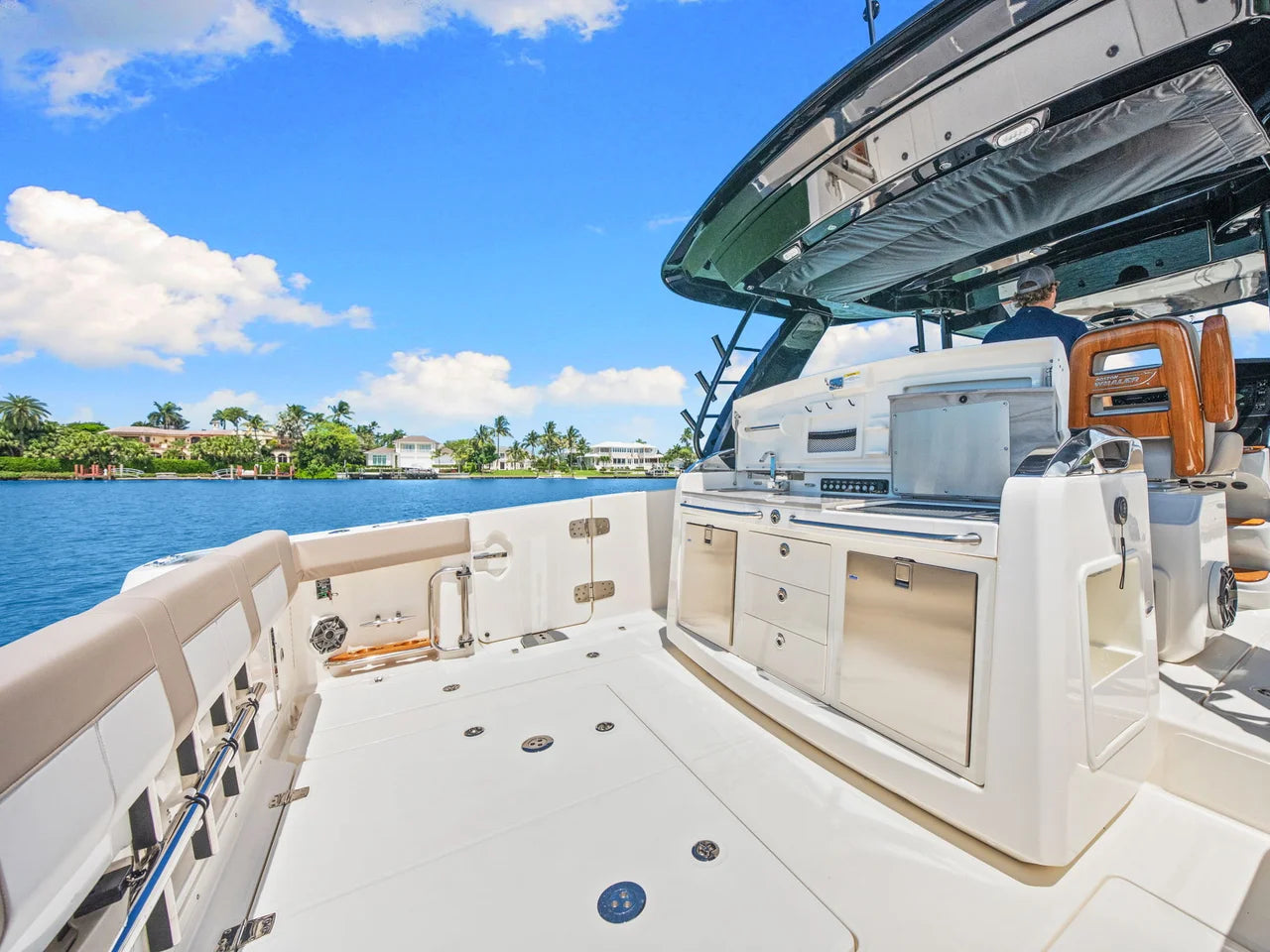 2026 Boston Whaler 420 Outrage 42.0 feet, Naples, Florida #38
