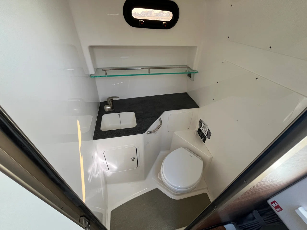 2026 Boston Whaler 325 Conquest 32.0 feet, Westbrook, Connecticut #33