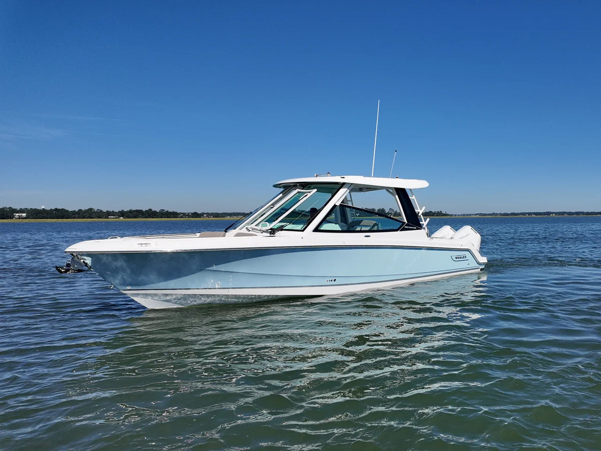 2027 Boston Whaler 330 Vantage 33.0 feet, Thunderbolt, GA #1