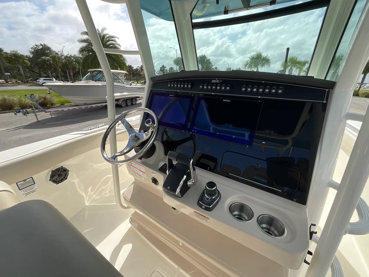 2026 Boston Whaler 330 Outrage 33.0 feet, Jacksonville Beach, Florida #6