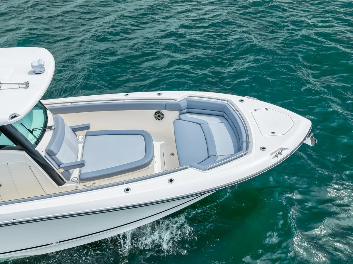 2026 Boston Whaler 330 Outrage 33.0 feet, Clearwater, Florida #8