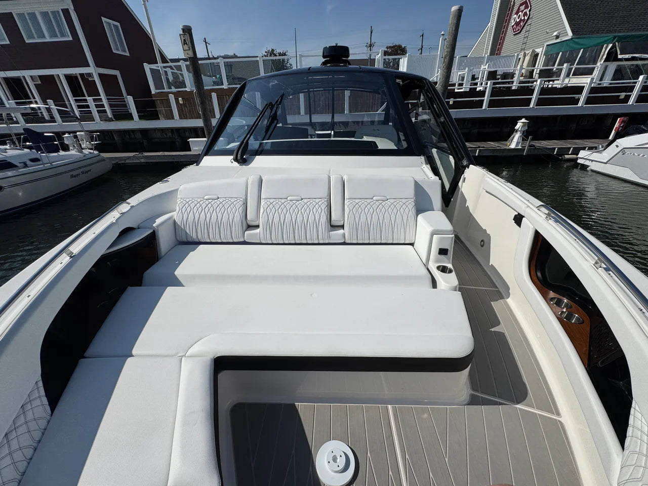 2025 Sea Ray 370 SUNDANCER OB 39.0 feet, Clearwater, Florida #45