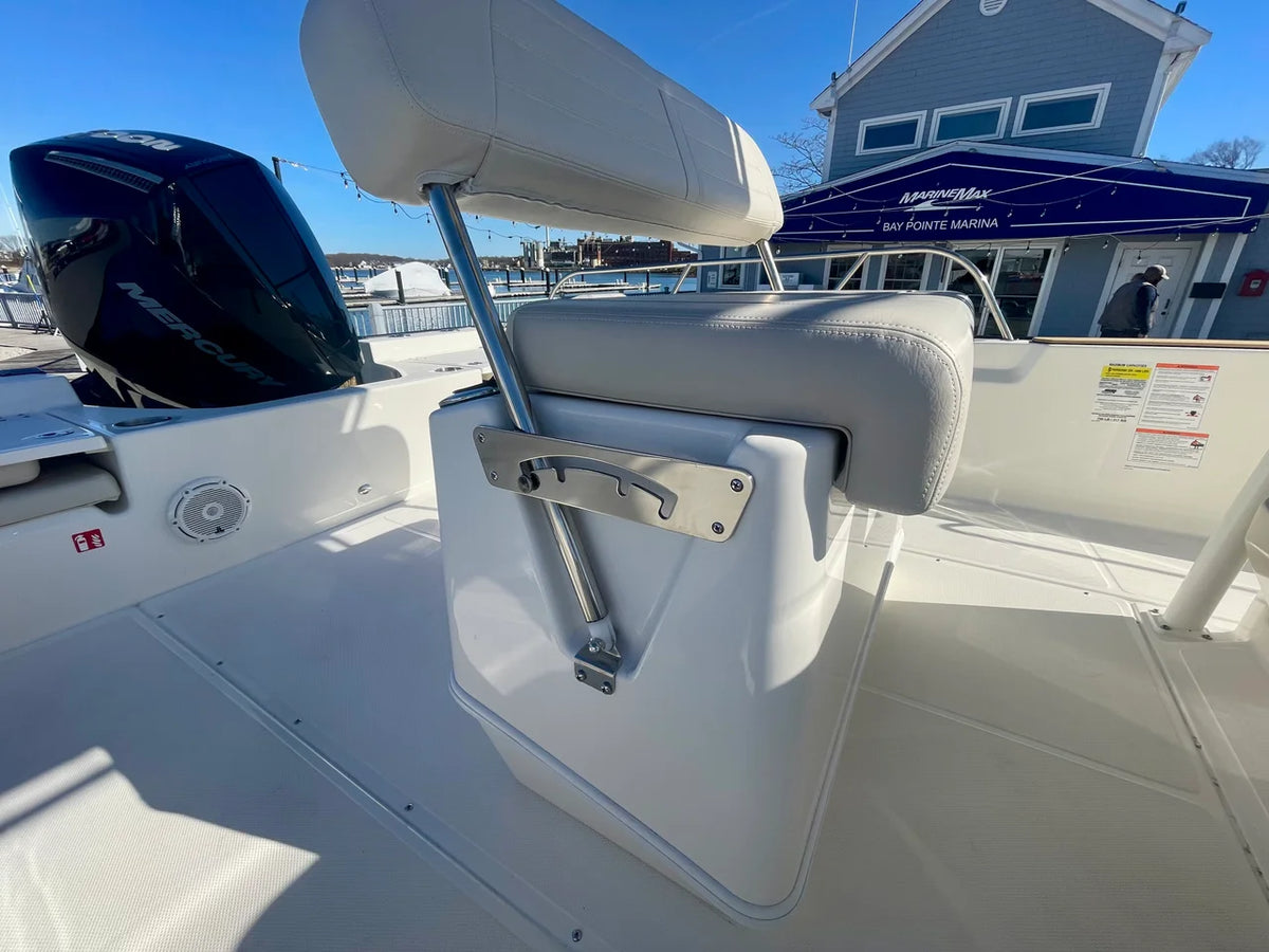 2026 Boston Whaler 210 Montauk 21.0 feet, Quincy, MA #12