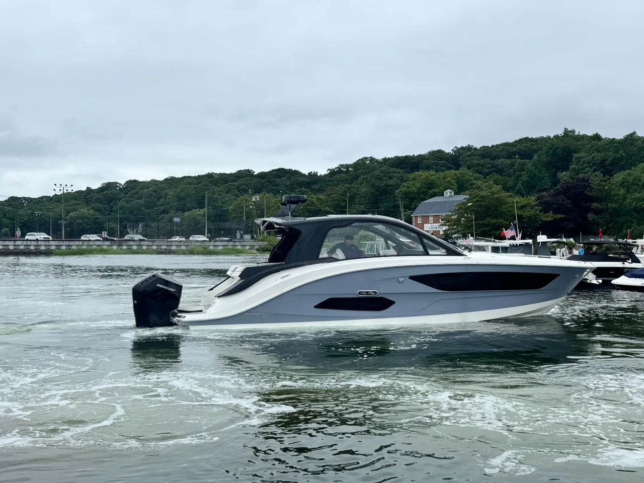 2026 Sea Ray Sundancer 370 Outboard 37.0 feet, Huntington, NY #1