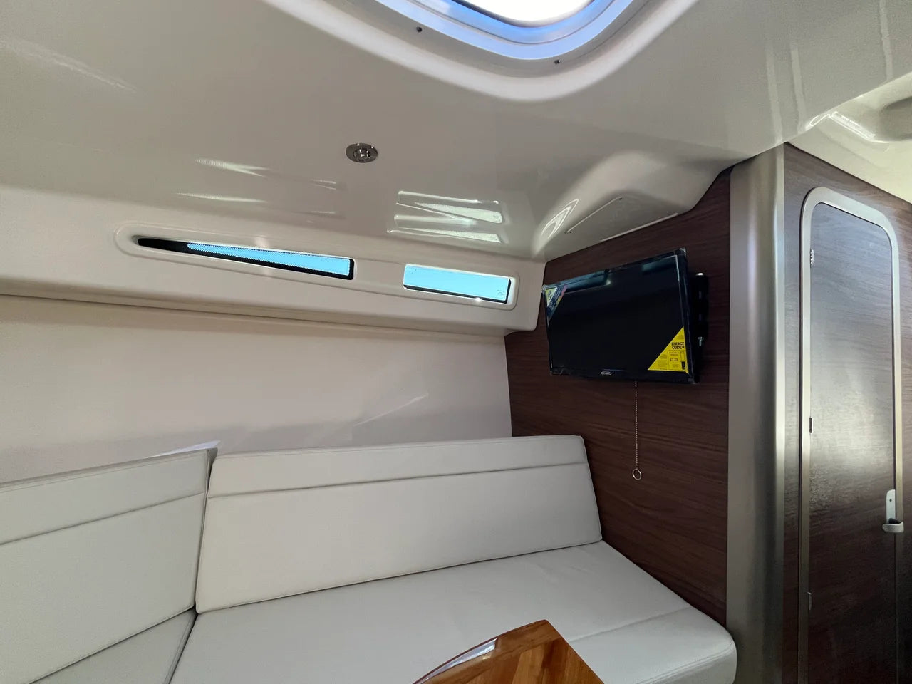 2026 Boston Whaler 325 Conquest 32.0 feet, Westbrook, Connecticut #30