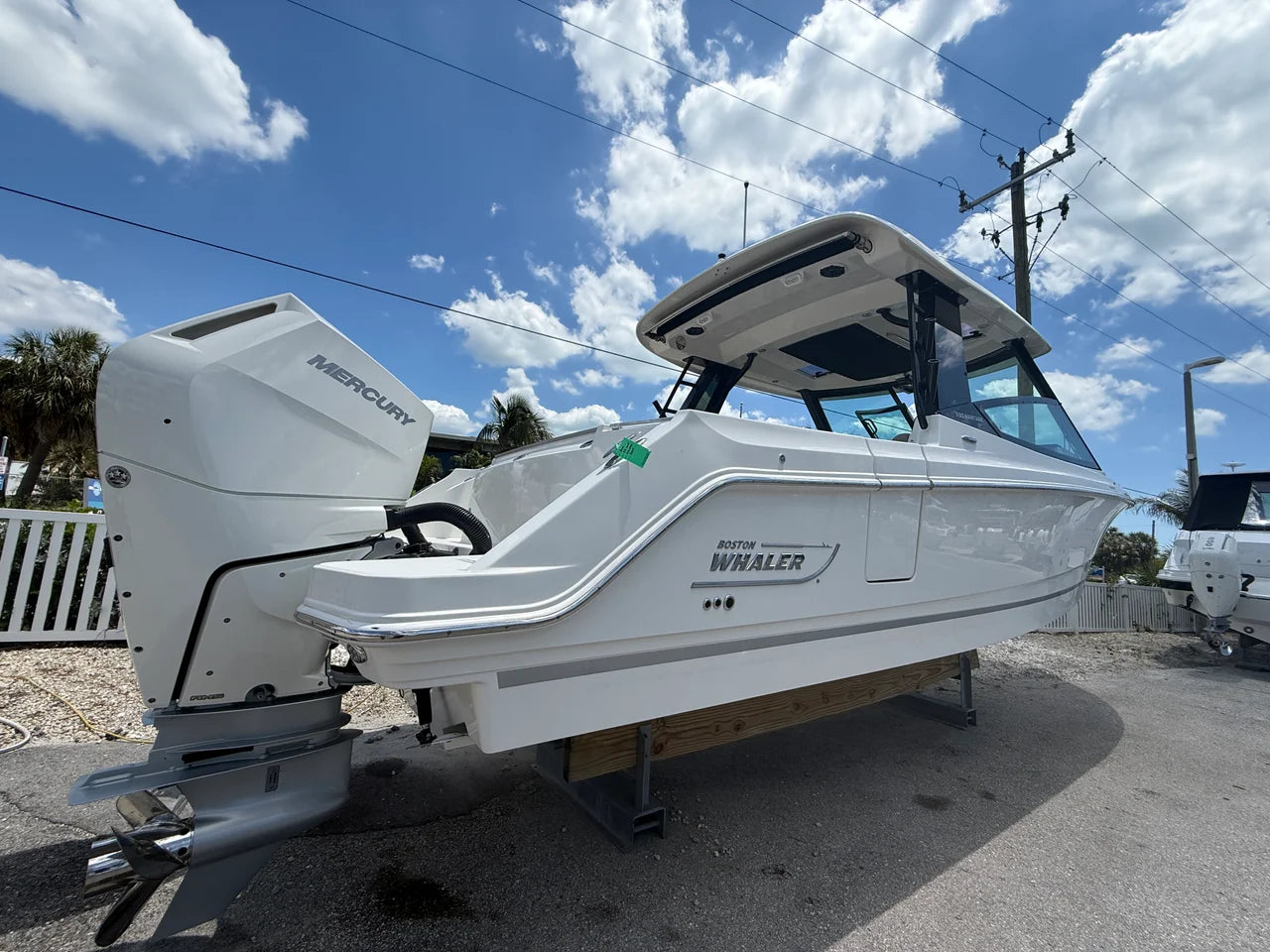 2025 Boston Whaler 330 Vantage 33.0 feet, Sarasota, FL #32