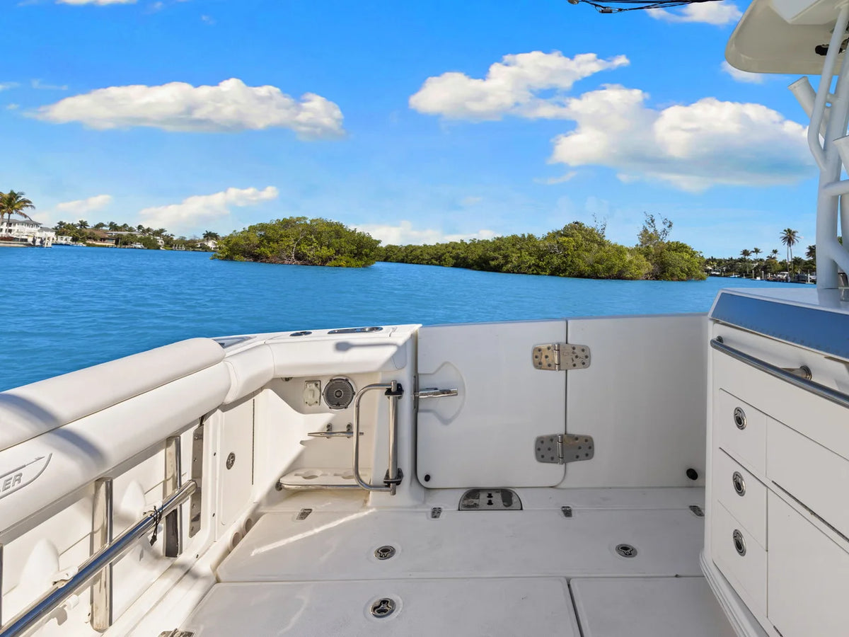2014 Boston Whaler 350 OUTRAGE 35.0 feet, Naples, Florida #47
