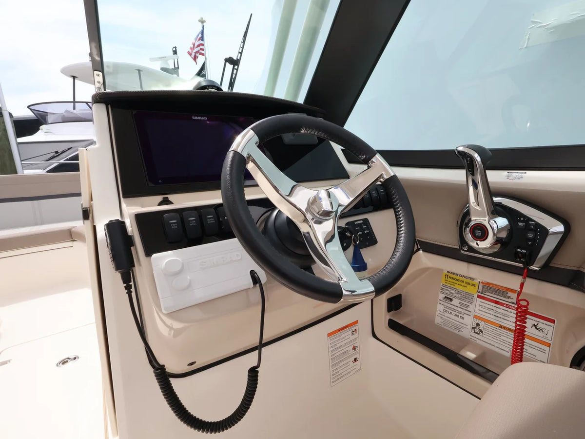 2026 Boston Whaler 240 Vantage 24.0 feet, Naples, Florida #17