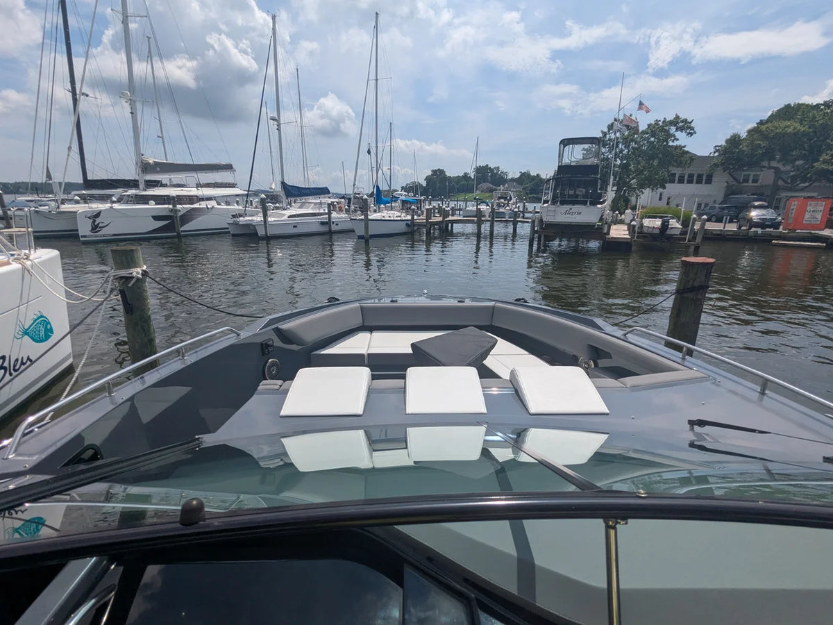 2024 Cruisers Yachts 38 GLS-OB 38.0 feet, Grasonville, MD #39
