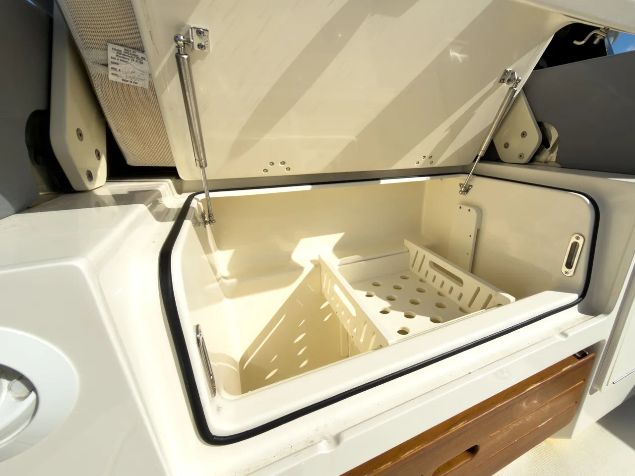 2025 Boston Whaler 350 REALM 35.0 feet, Fort Myers, FL #20