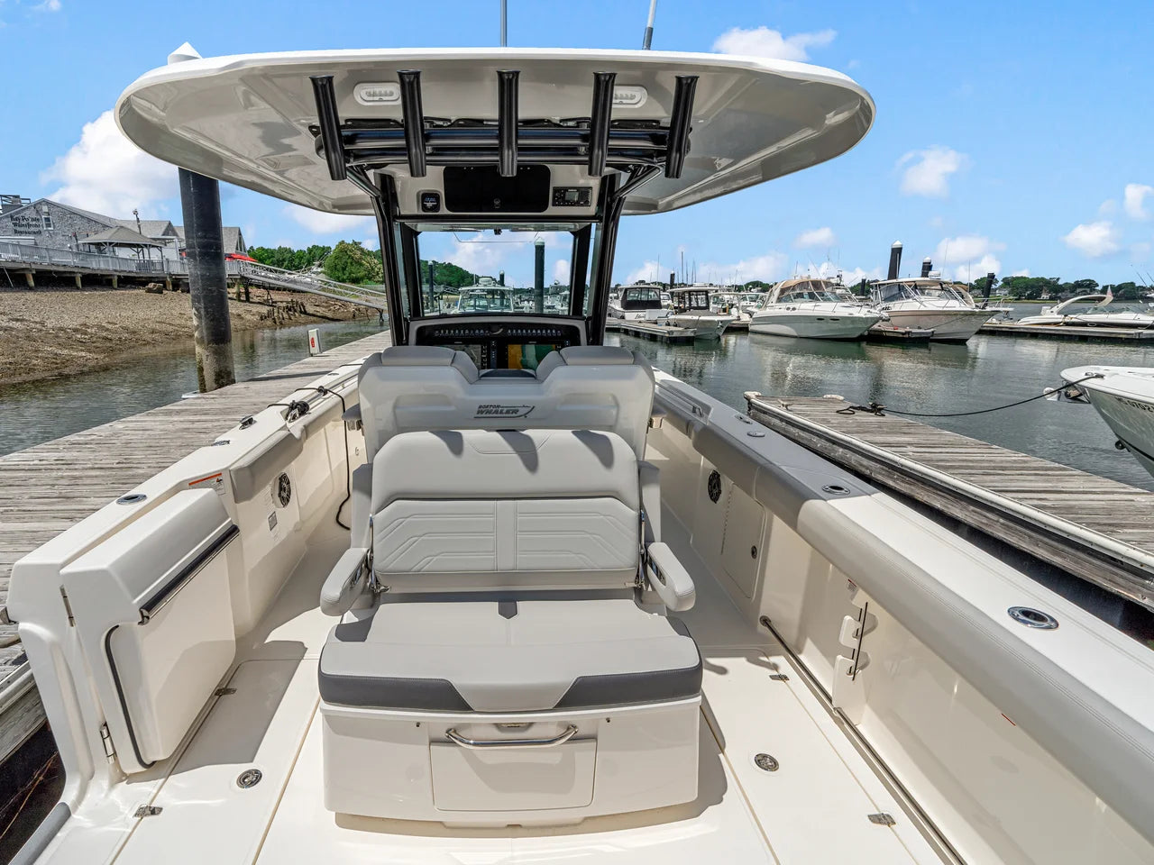 2026 Boston Whaler 330 Outrage 33.0 feet, Quincy, MA #13