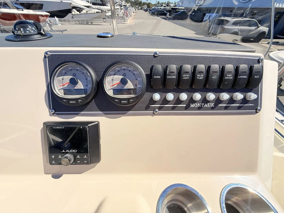 2027 Boston Whaler 210 Montauk 21.0 feet, St Petersburg, FL #28