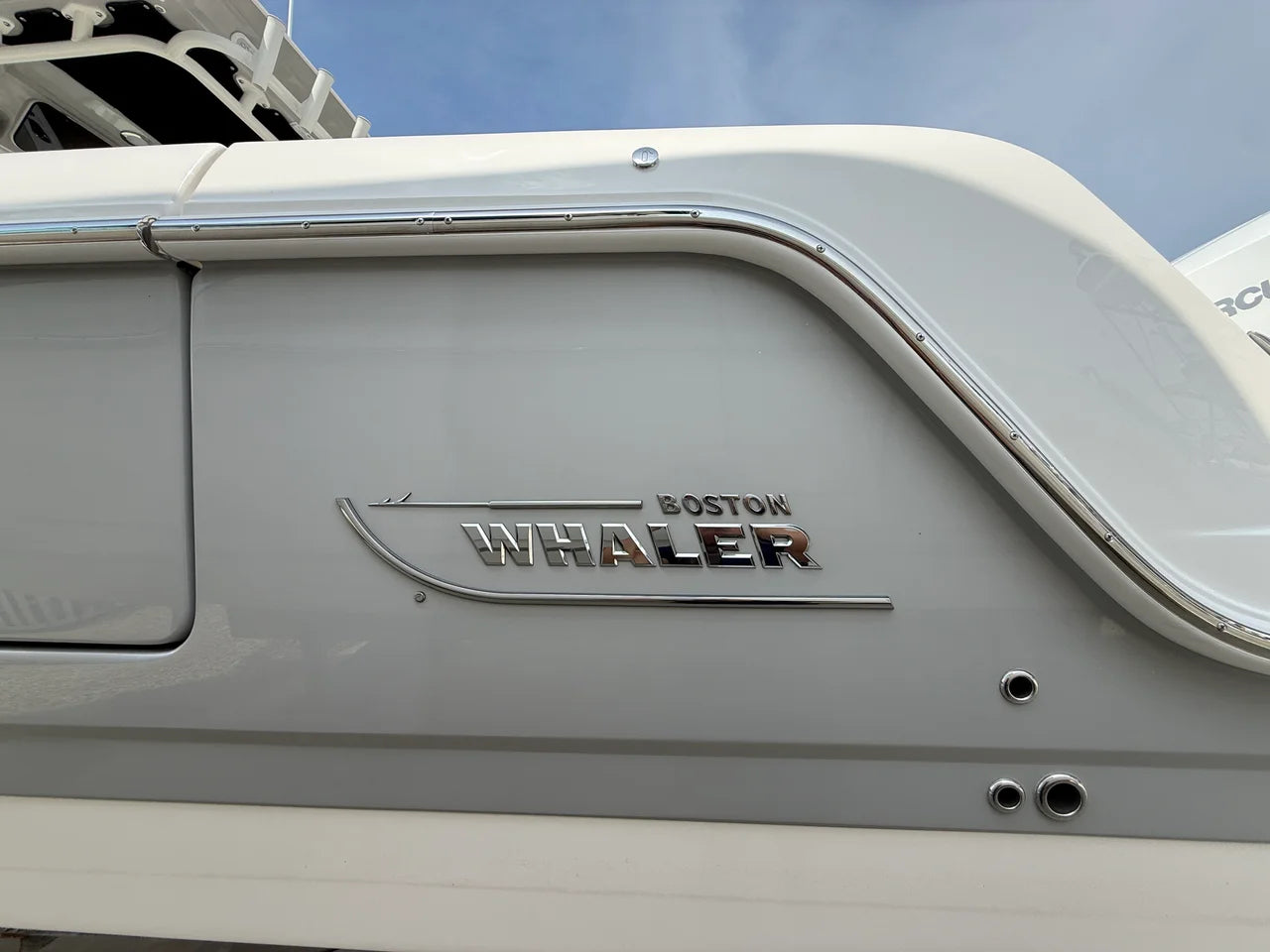 2026 Boston Whaler 330 Outrage 33.0 feet, Sarasota, FL #7