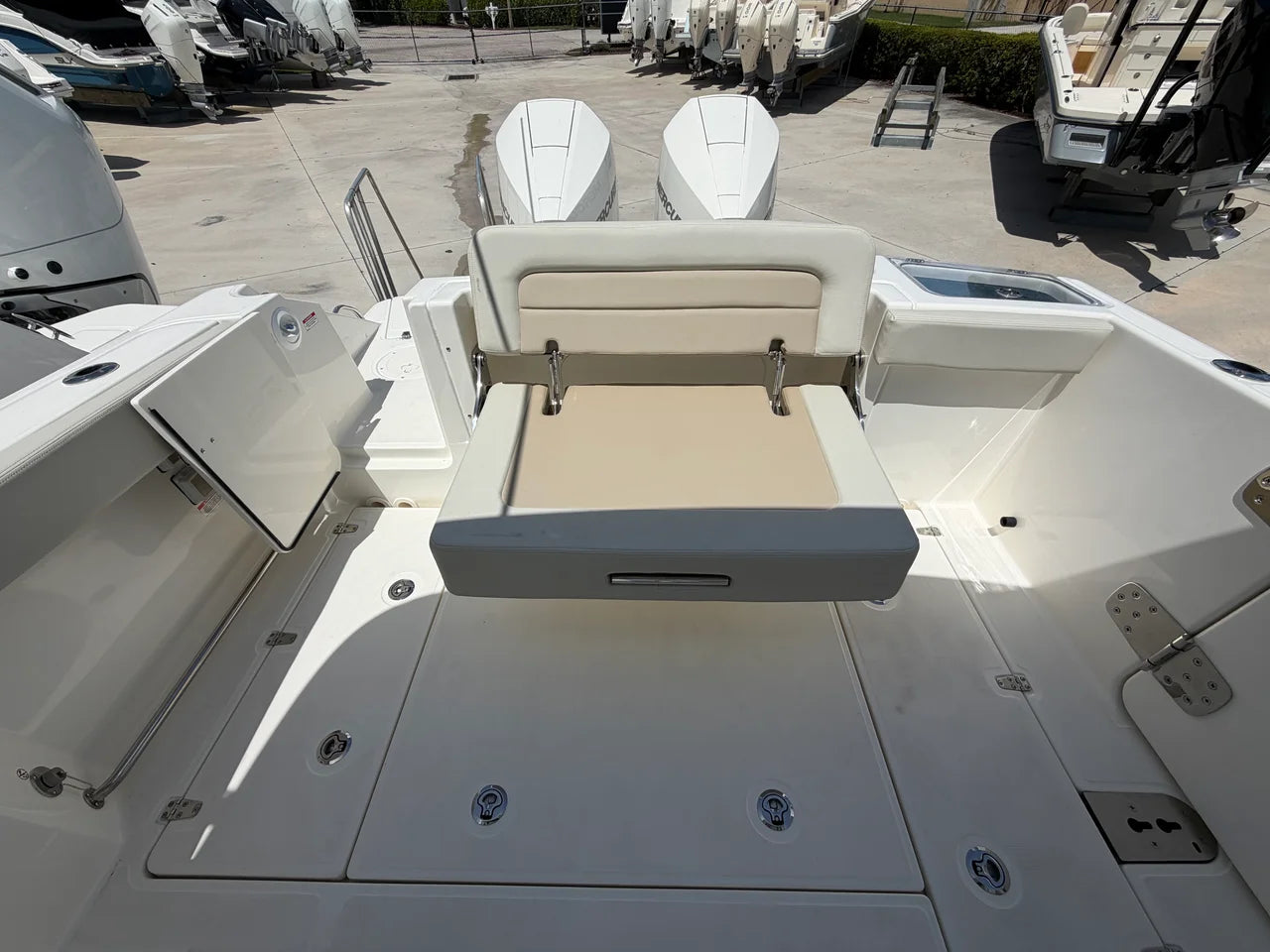 2027 Boston Whaler 280 Vantage 28.0 feet, Stuart, Florida #20