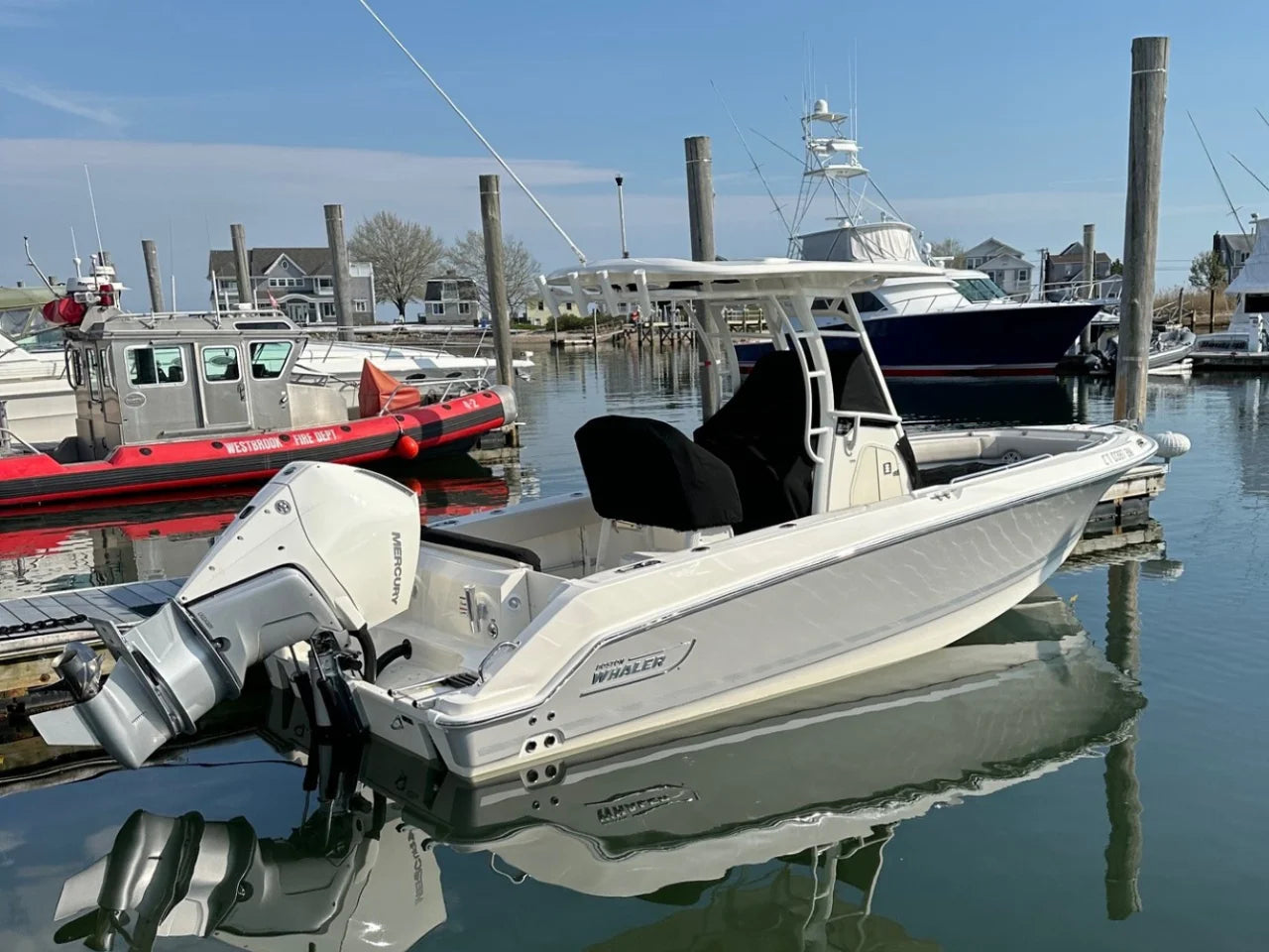 2024 Boston Whaler 230 OUTRAGE 23.0 feet, Westbrook, Connecticut #1
