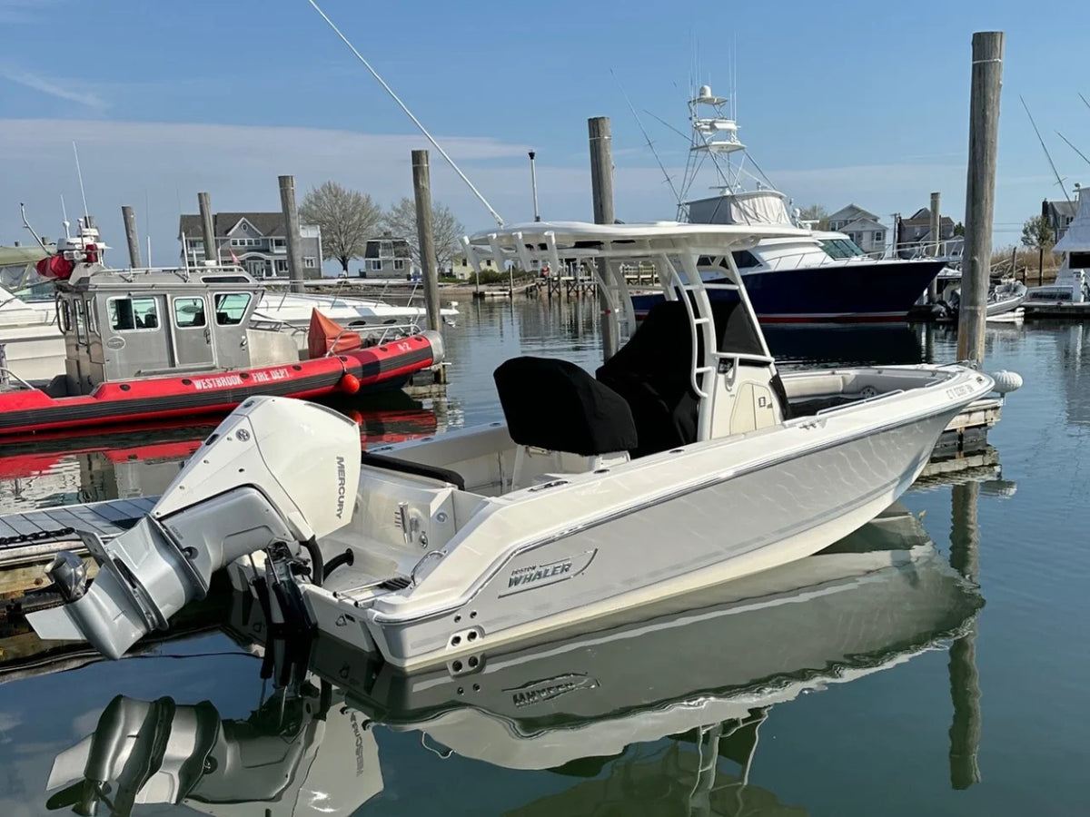 2024 Boston Whaler 230 OUTRAGE 23.0 feet, Westbrook, Connecticut #1