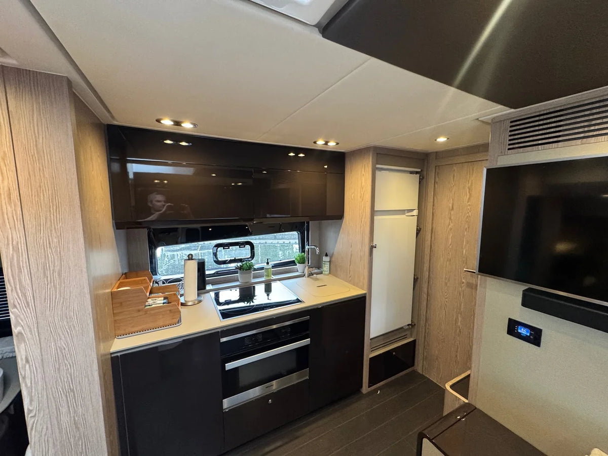 2019 Azimut 51 ATLANTIS 53.0 feet, Jacksonville Beach, Florida #9