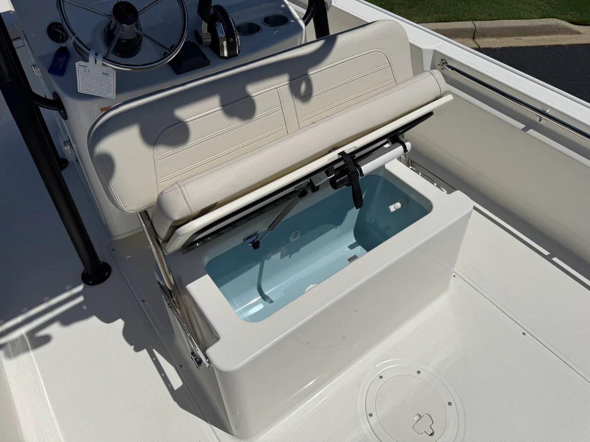 2027 Boston Whaler 190 Montauk 19.0 feet, Greenville, SC #9