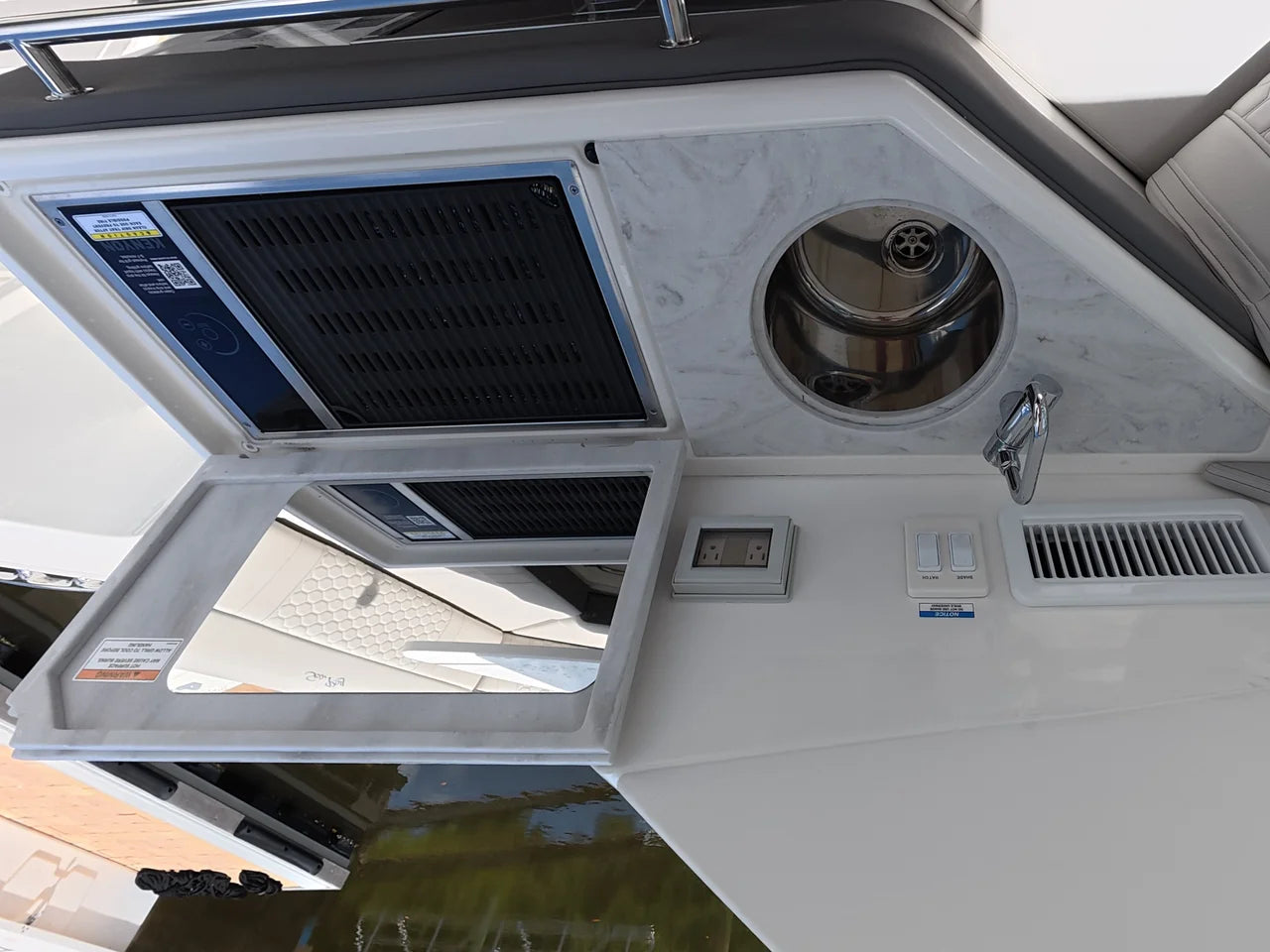 2026 Sea Ray Sundancer 320 Outboard 32.0 feet, Clearwater, Florida #30