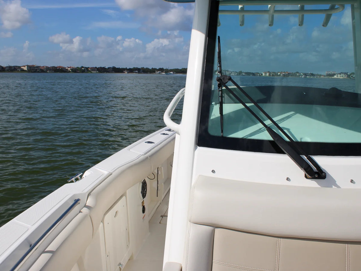 2027 Boston Whaler 250 Outrage 25.0 feet, Seabrook, TX #14