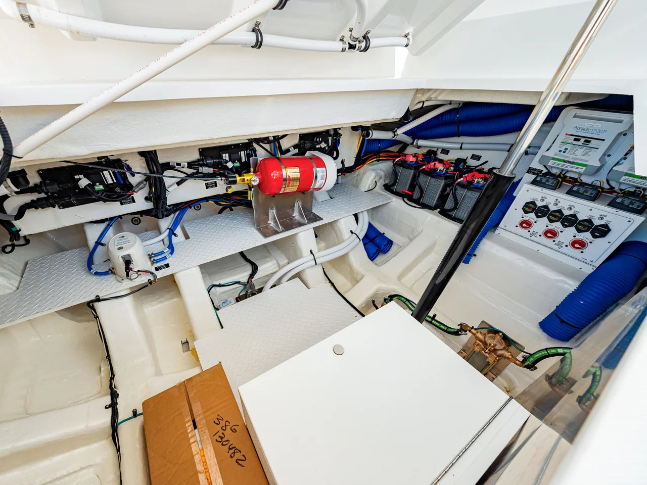 2026 Cruisers Yachts 38 GLS Outboard 38.0 feet, St Petersburg, FL #83