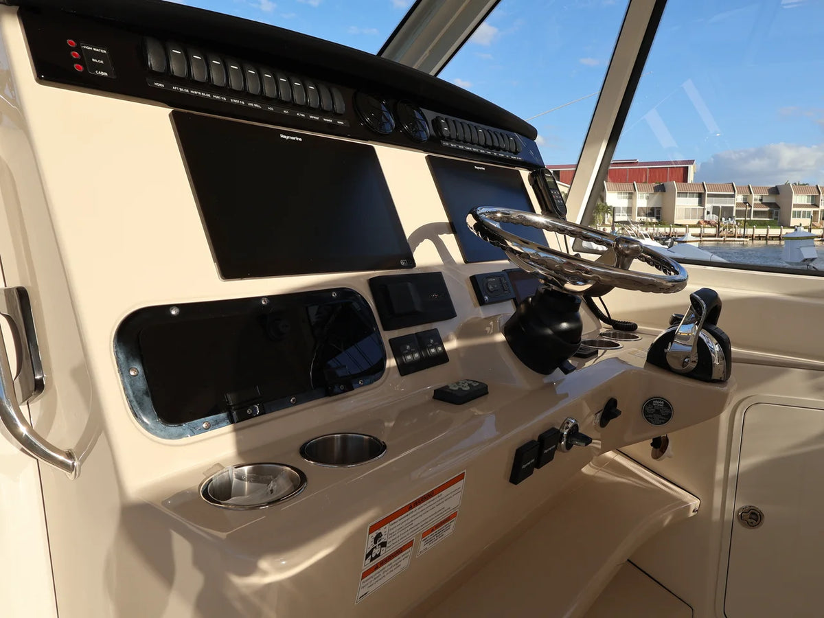 2019 Boston Whaler 380 Realm 38.0 feet, Naples, Florida #20
