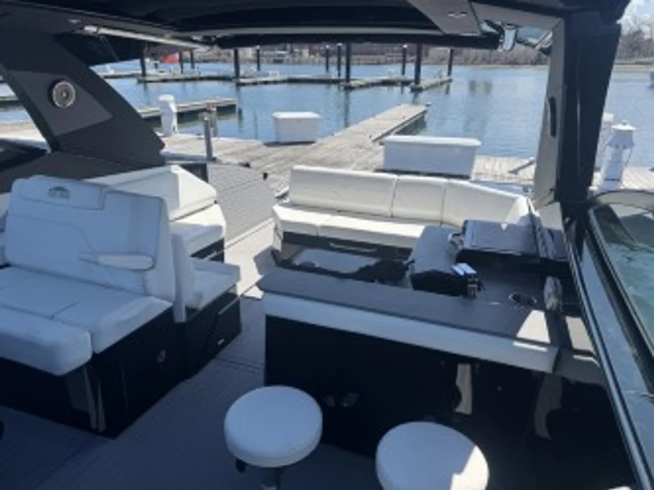 2022 Cruisers Yachts 38 GLS South Beach 38.0 feet, Quincy, MA #11