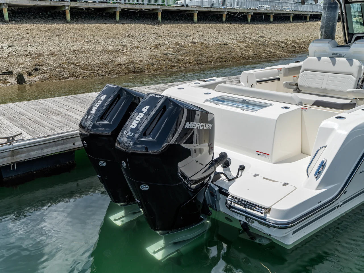 2026 Boston Whaler 330 Outrage 33.0 feet, Quincy, MA #8