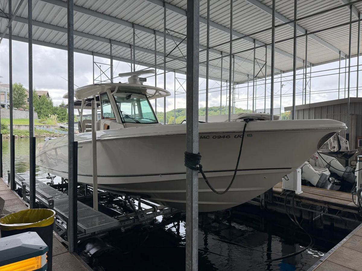 2017 Boston Whaler 350 OUTRAGE 35.0 feet, Lake Ozark, MO #2