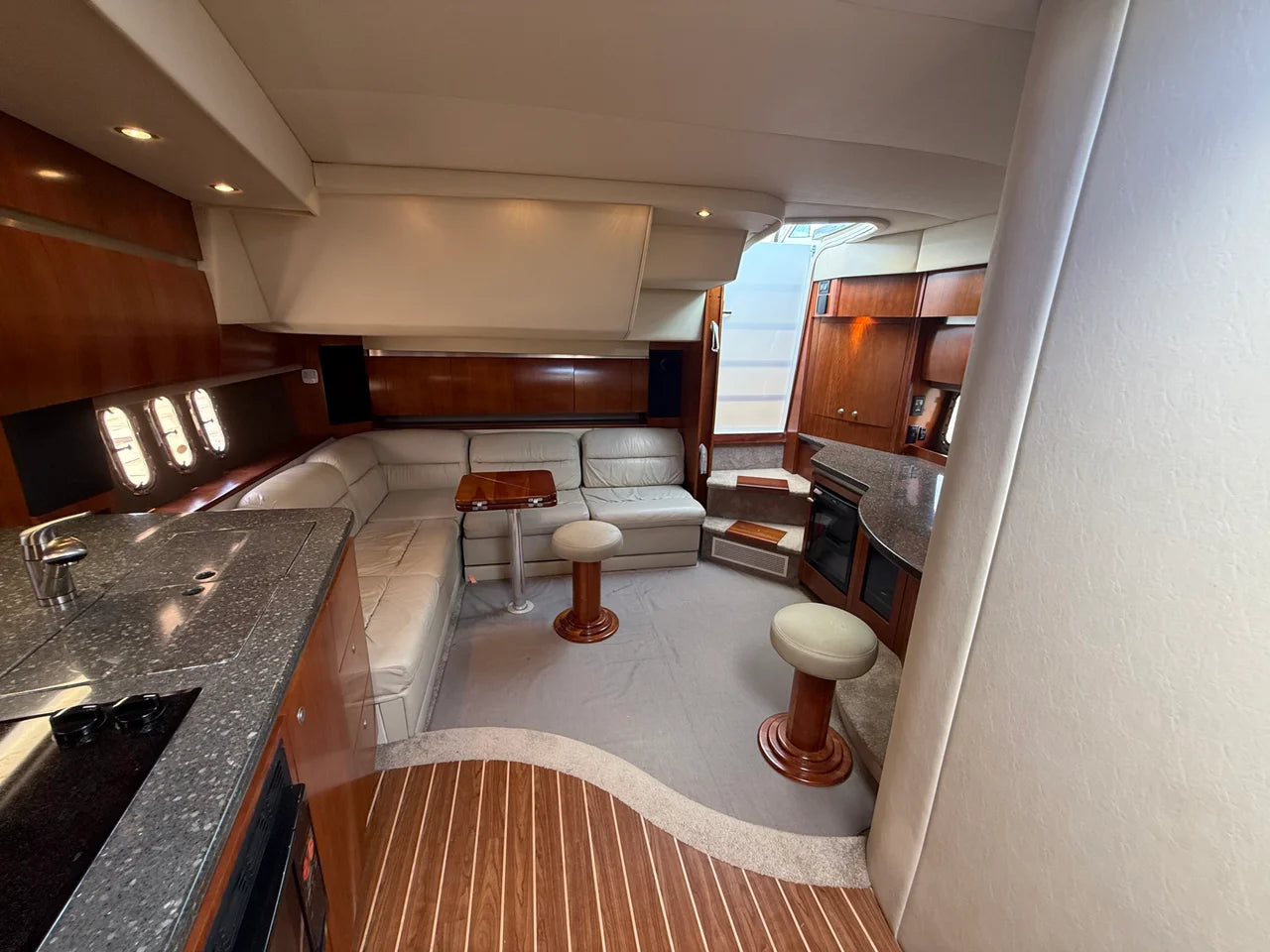 2007 Cruisers Yachts 420 EXPRESS 42.0 feet, Lewisville, TX #44