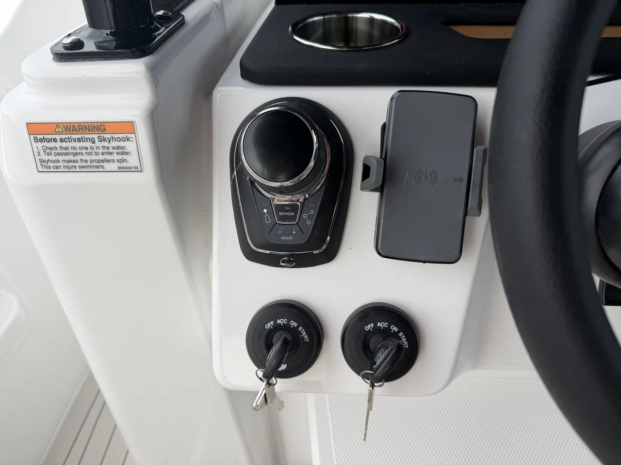 2027 Cruisers Yachts 38 VTR 38.0 feet, Lake Ozark, MO #9