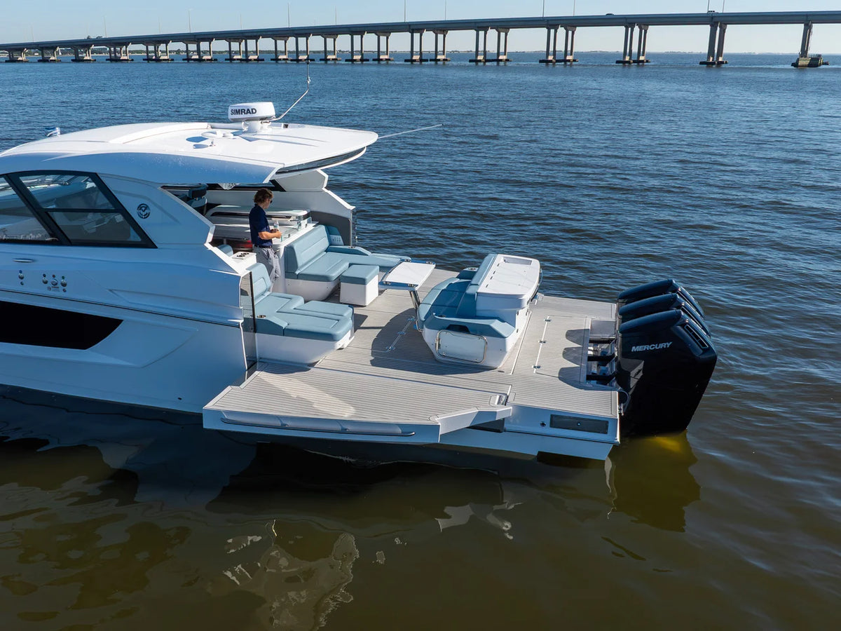 2027 Cruisers Yachts 50 GLS OB 50.0 feet, Clearwater, Florida #14