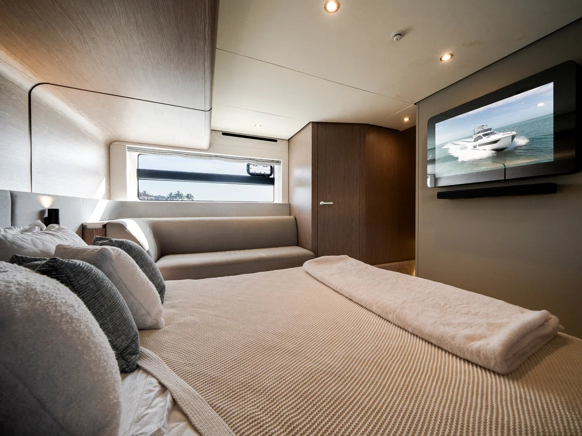 2024 Azimut 53 FLY 53.0 feet, Naples, Florida #39