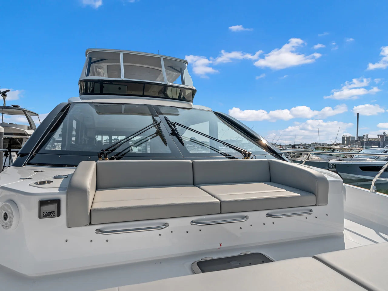 2027 Cruisers Yachts 50 FLY 50.0 feet, Quincy, MA #56
