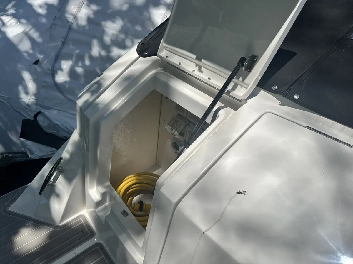 2026 Sea Ray Sundancer 320 Outboard 32.0 feet, Huntington, NY #10