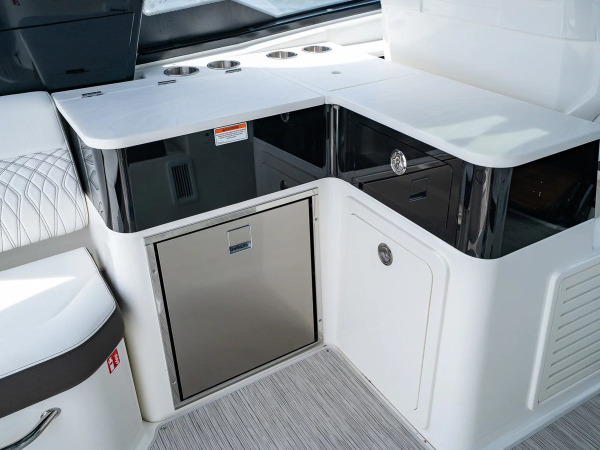 2026 Sea Ray Sundancer 370 Outboard 37.0 feet, Clearwater, Florida #29