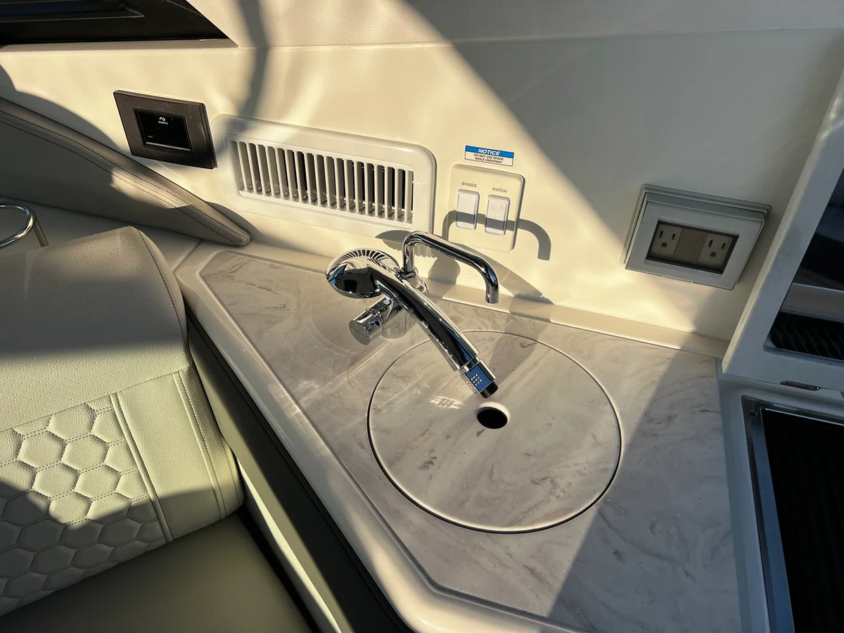 2026 Sea Ray Sundancer 320 Outboard 32.0 feet, Wrightsville Beach, North Carolina #18