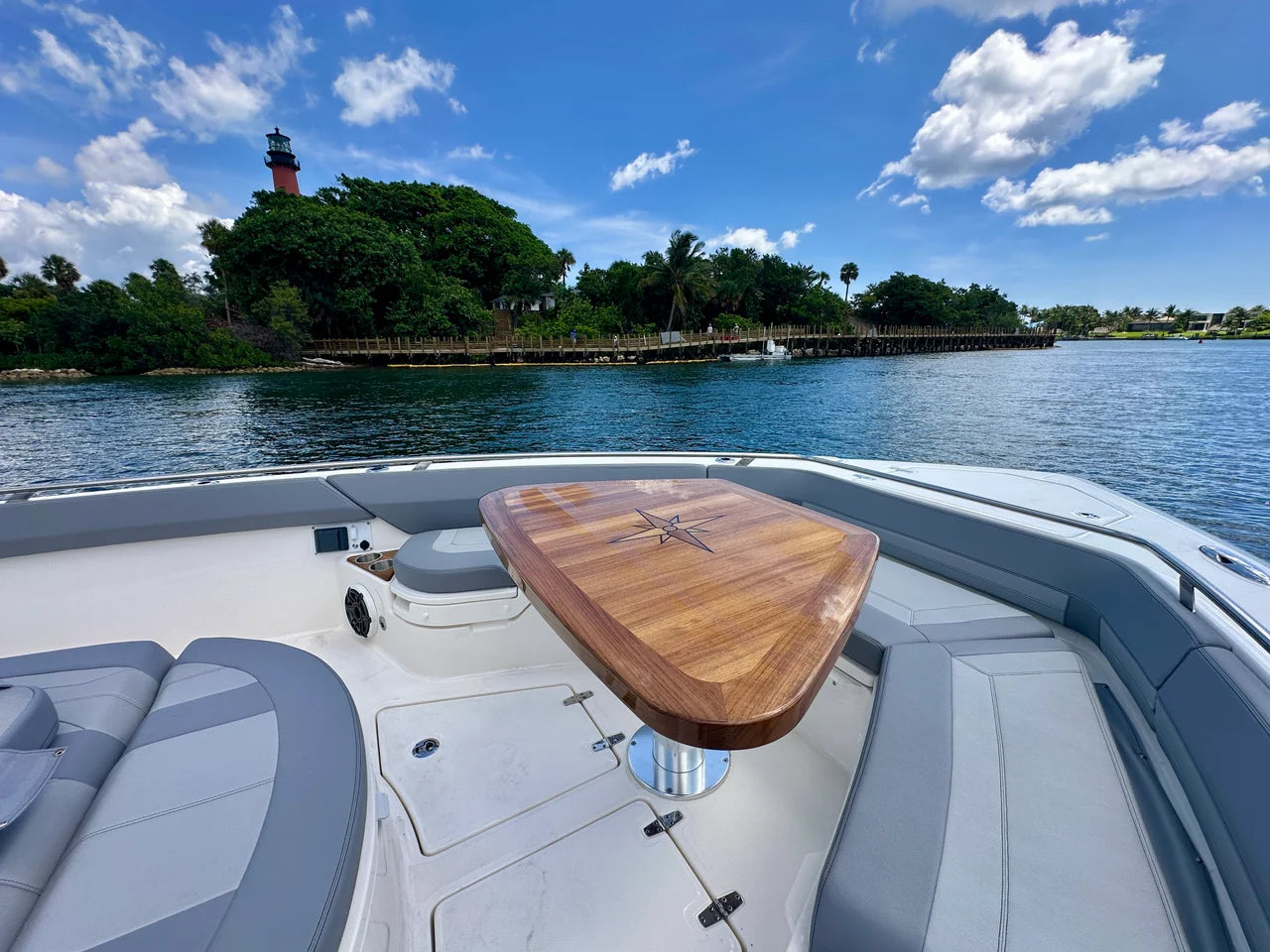 2026 Boston Whaler 420 Outrage 42.0 feet, Jupiter, Florida #17
