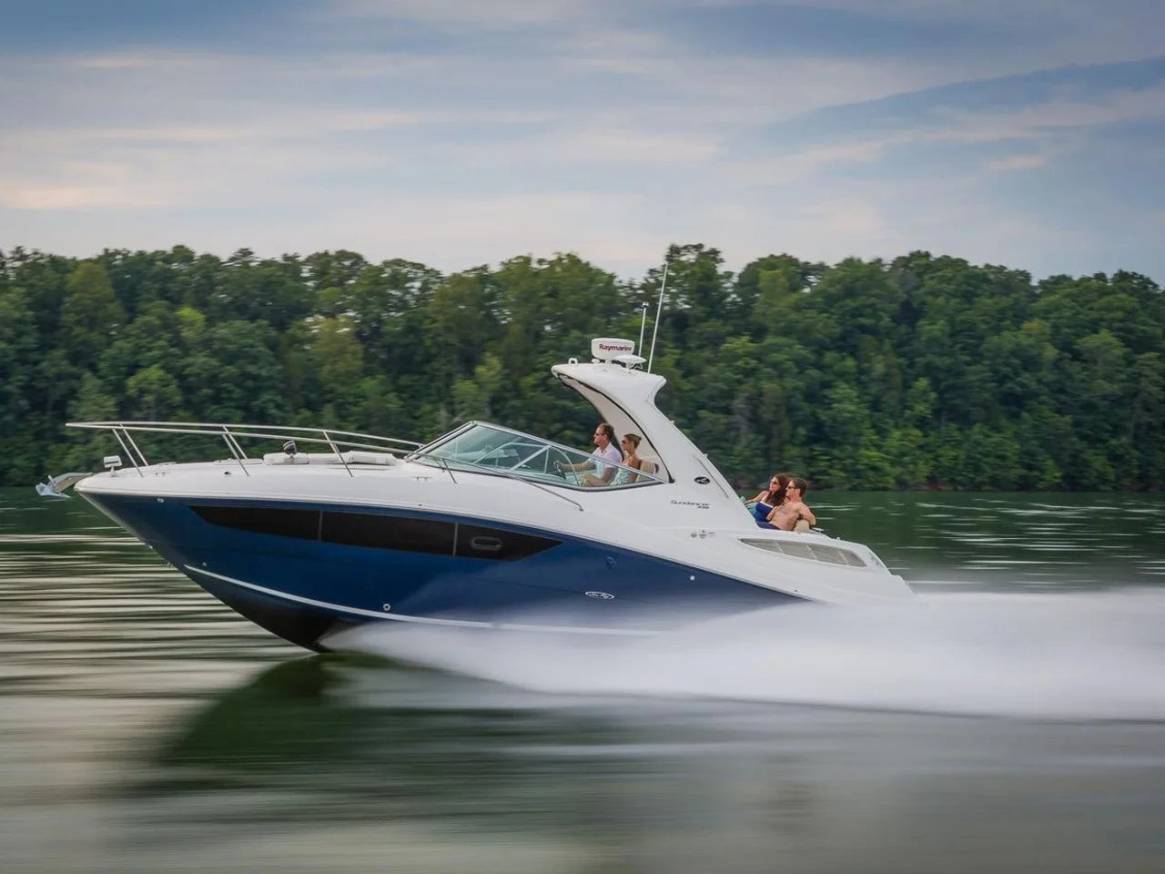 2016 Sea Ray 330 Sundancer 33.0 feet, Huntington, NY #1