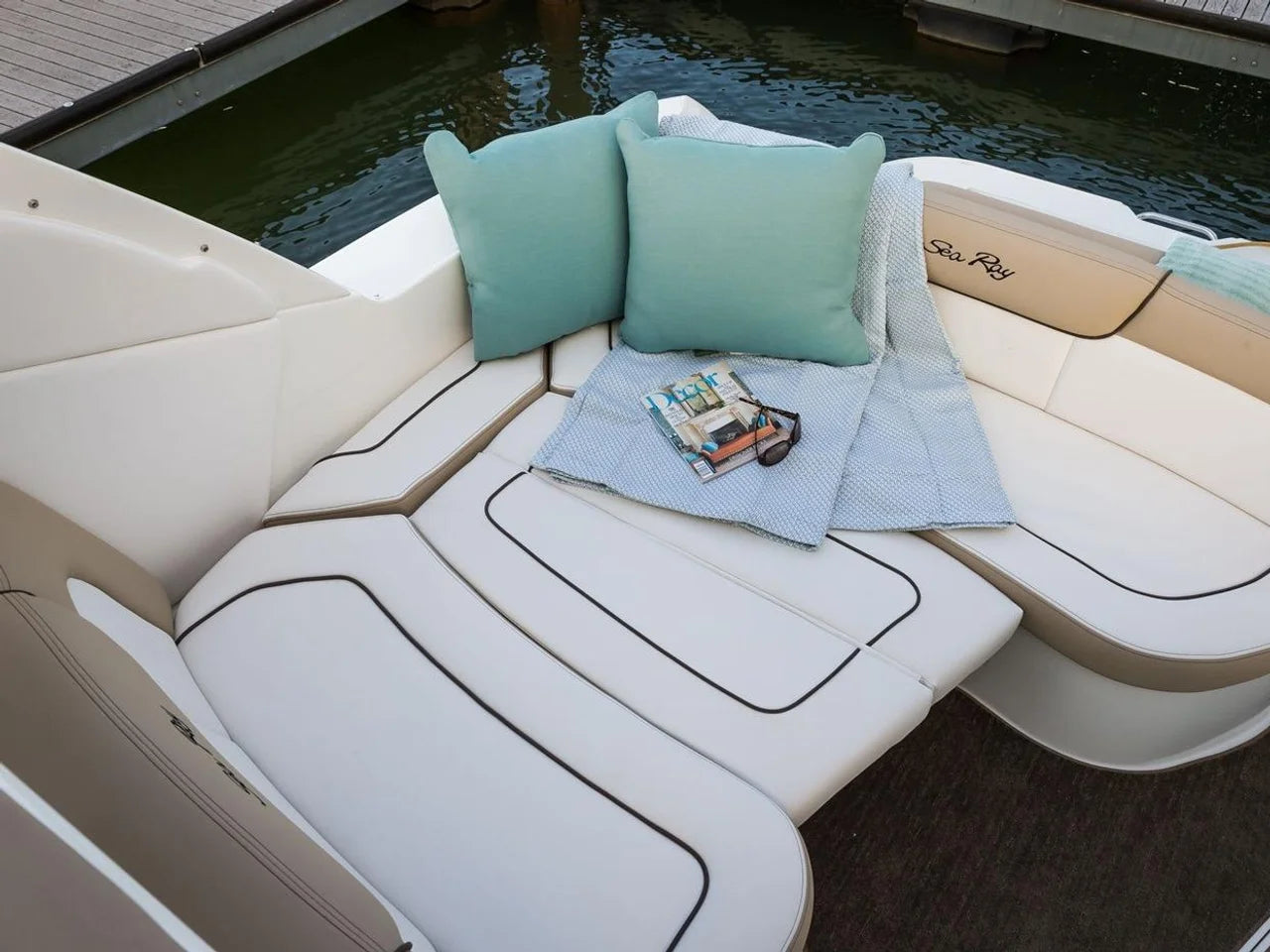 2016 Sea Ray 330 Sundancer 33.0 feet, Huntington, NY #23