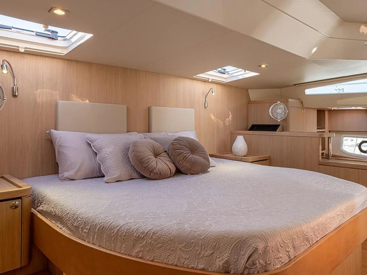2023 Aquila 44 Yacht 44.0 feet, Clearwater, Florida #18