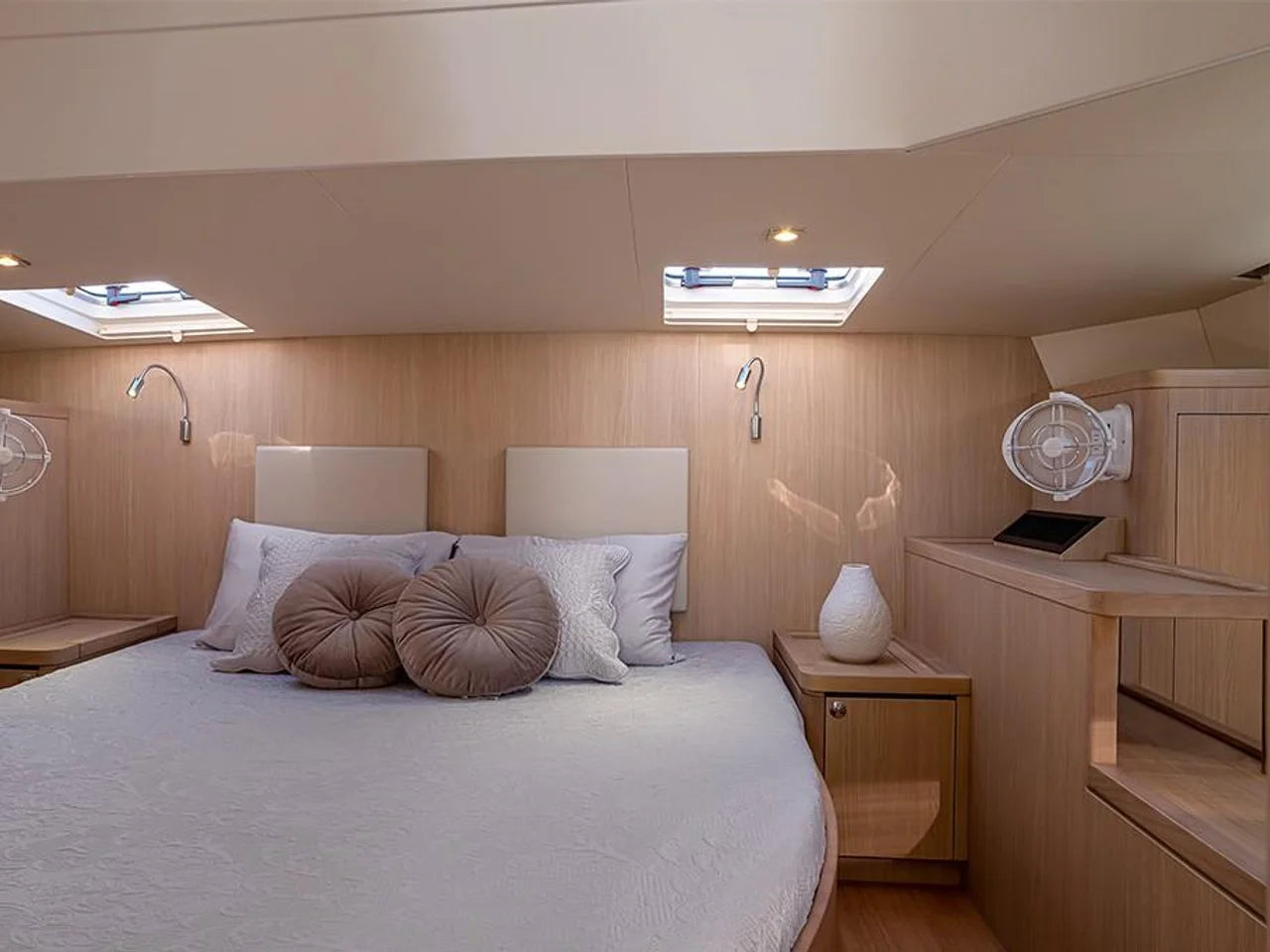 2023 Aquila 44 Yacht 44.0 feet, Clearwater, Florida #20