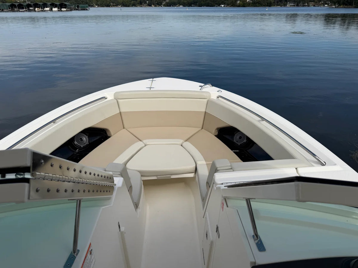 2027 Boston Whaler 280 Vantage 28.0 feet, Rogers, MN #13
